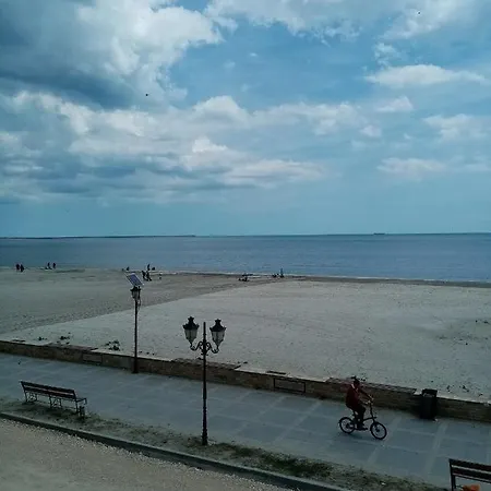 Zev Mediteraneo Năvodari